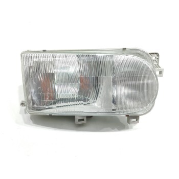 Recambio de faro derecho para nissan serena (c23m) referencia OEM IAM 260158C005 67725780R  