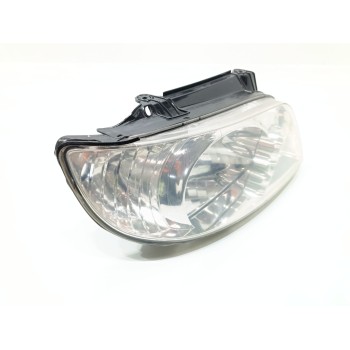 Recambio de faro derecho para hyundai matrix (fc) 1.5 crdi gls referencia OEM IAM 92102170  