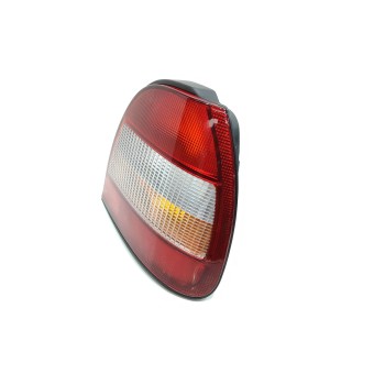 Recambio de piloto trasero derecho para nissan sunny berlina (n14) lx referencia OEM IAM 22063324  