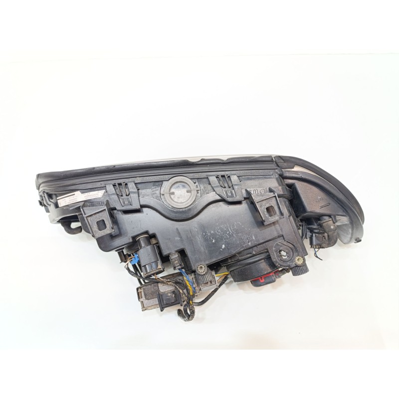Recambio de faro derecho para bmw serie 5 touring (e39) 525d referencia OEM IAM   