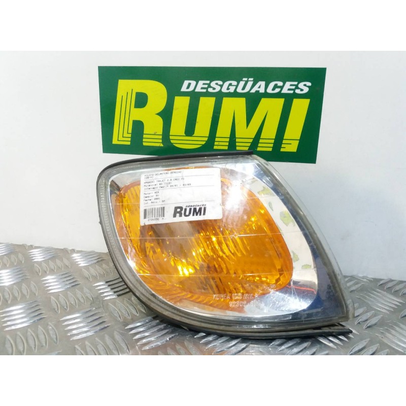 Recambio de piloto delantero derecho para hyundai trajet (fo) 2.0 gls referencia OEM IAM 923023A0  