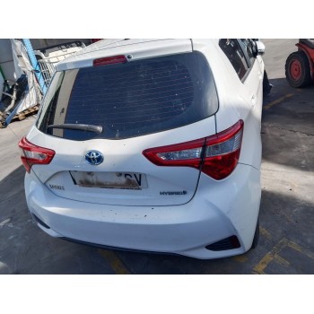 toyota yaris (_p13_) del año 1950