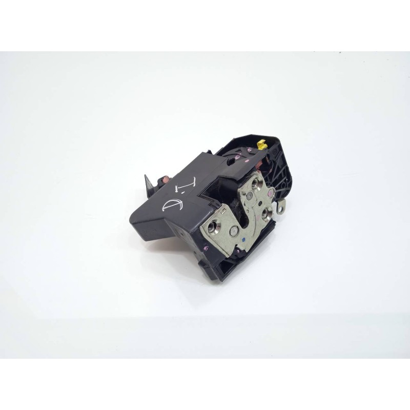 Recambio de cerradura puerta delantera izquierda para dacia sandero laureate referencia OEM IAM 805039362RF  