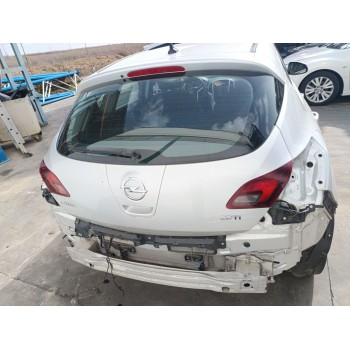 opel astra j (p10) del año 2010