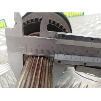 Recambio de transmision delantera derecha para hyundai getz (tb) 1.5 crdi copa referencia OEM IAM 495001C460  