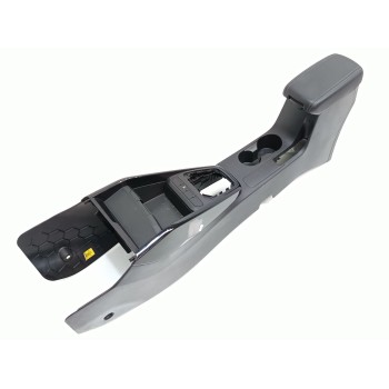 Recambio de consola central para kia rio iv (yb, sc, fb) 1.4 crdi 90 referencia OEM IAM 84611H8100WK / 84611H8100  