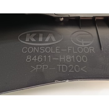 Recambio de consola central para kia rio iv (yb, sc, fb) 1.4 crdi 90 referencia OEM IAM 84611H8100WK / 84611H8100  