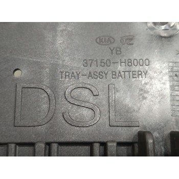 Recambio de soporte bateria para kia rio iv (yb, sc, fb) 1.4 crdi 90 referencia OEM IAM 37150H8000  
