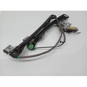 ELEVALUNAS DELANTERO DERECHO XS4123200 