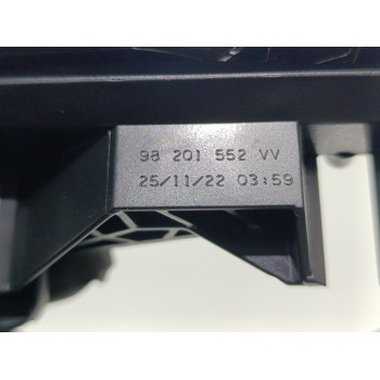 Recambio de cerradura puerta delantera derecha para opel corsa f gs line referencia OEM IAM 1A006451  