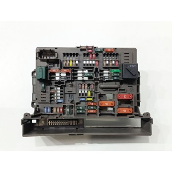 Recambio de caja fusibles delantera para bmw 3 coupé (e92) 320 d referencia OEM IAM 61146978270 / 9119445 / 57660310  