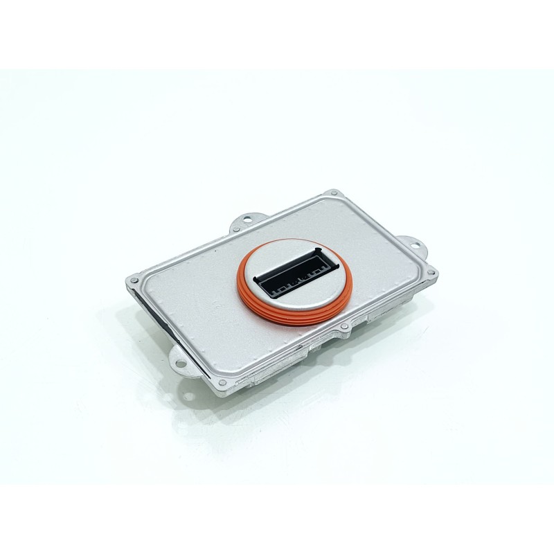 Recambio de centralita faros xenon para peugeot 3008 allure pack referencia OEM IAM L90125449  