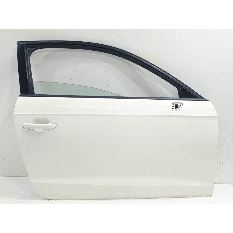 Recambio de puerta delantera derecha para audi a3 (8v) ambition referencia OEM IAM   