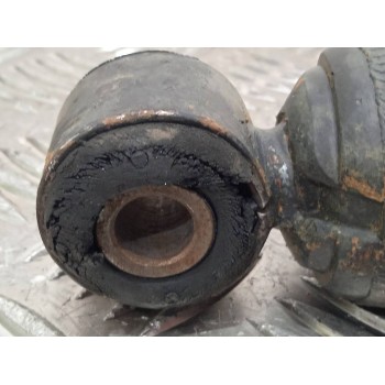 Recambio de juego amortiguadores delantero para mitsubishi montero (l040) 2500 td (2-ptas.) referencia OEM IAM 561107F601  