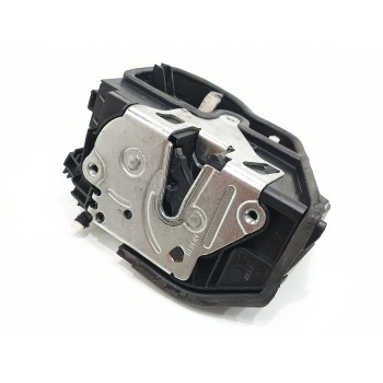 Recambio de cerradura puerta delantera derecha para bmw serie 1 lim. 5-trg. (f20) 118i m sport referencia OEM IAM 7229458 A05370