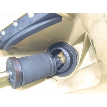 Recambio de palanca cambio para renault clio ii fase i (b/cbo) 1.4 alize referencia OEM IAM 7700104572J  