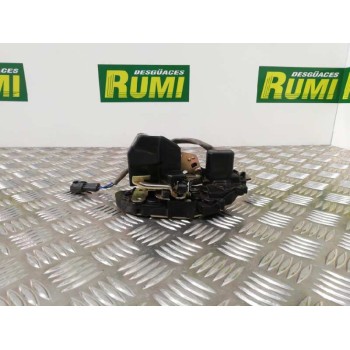 Recambio de cerradura puerta trasera derecha para kia shuma ii 1.6 ls berlina portón referencia OEM IAM   