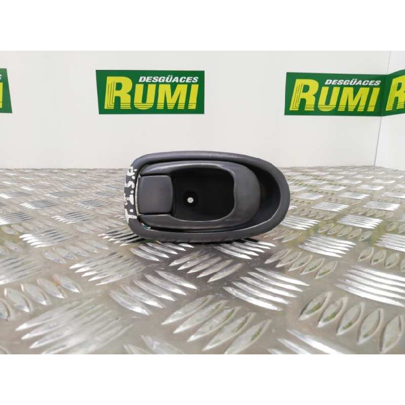 Recambio de maneta interior trasera izquierda para kia shuma ii 1.6 ls berlina portón referencia OEM IAM   