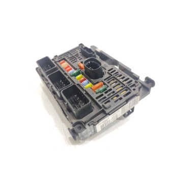Recambio de caja reles / fusibles para peugeot 407 confort referencia OEM IAM 9661682580  