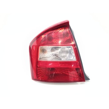 Recambio de piloto trasero izquierdo para kia cerato i sedán (ld) 2.0 referencia OEM IAM 924012F0L  