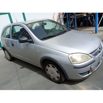 opel corsa c (x01) del año 2004