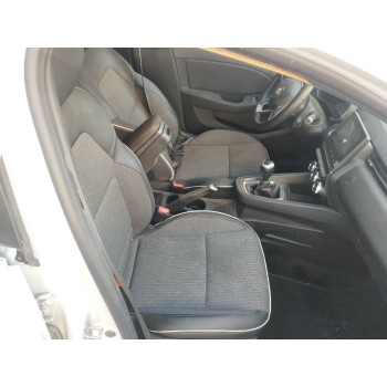 renault clio v del año 2019