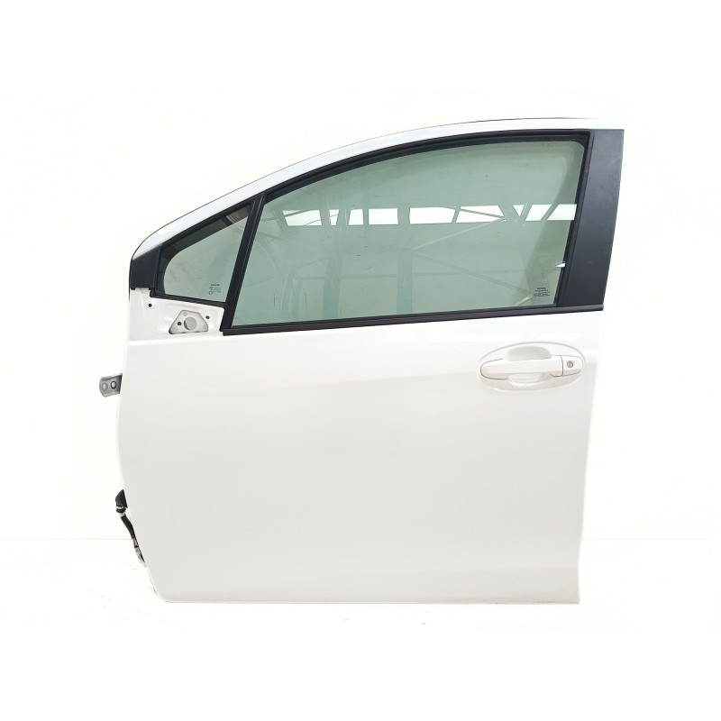 Recambio de puerta delantera izquierda para toyota yaris (_p13_) 1.5 hybrid (nhp130_) referencia OEM IAM   