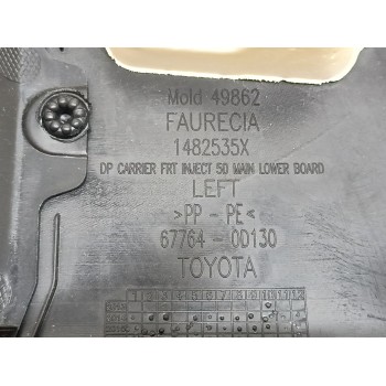 Recambio de guarnecido puerta delantera izquierda para toyota yaris (_p13_) 1.5 hybrid (nhp130_) referencia OEM IAM 677640D130  