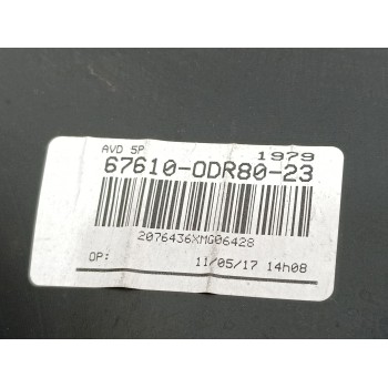 Recambio de guarnecido puerta delantera derecha para toyota yaris (_p13_) 1.5 hybrid (nhp130_) referencia OEM IAM 677630D130  67