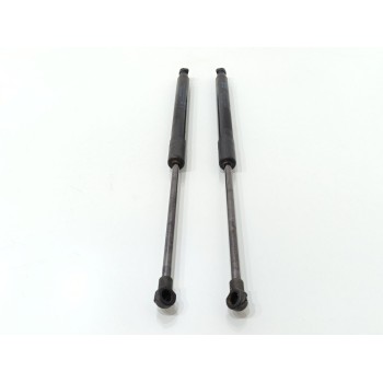 Recambio de amortiguadores maletero / porton para toyota yaris (_p13_) 1.5 hybrid (nhp130_) referencia OEM IAM 689600D160  