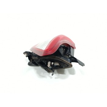 Recambio de piloto trasero derecho para toyota yaris (_p13_) 1.5 hybrid (nhp130_) referencia OEM IAM 521550D220  0D2030D205
