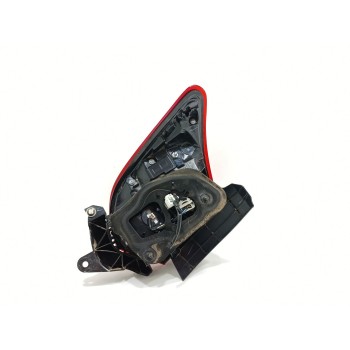 Recambio de piloto trasero derecho para toyota yaris (_p13_) 1.5 hybrid (nhp130_) referencia OEM IAM 521550D220  0D2030D205
