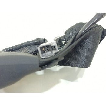 Recambio de enganche cinturon trasero izquierdo para toyota yaris (_p13_) 1.5 hybrid (nhp130_) referencia OEM IAM   
