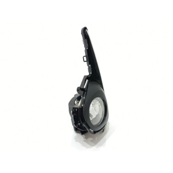 Recambio de faro antiniebla izquierdo para toyota yaris (_p13_) 1.5 hybrid (nhp130_) referencia OEM IAM 90008499 / 8122002110 / 