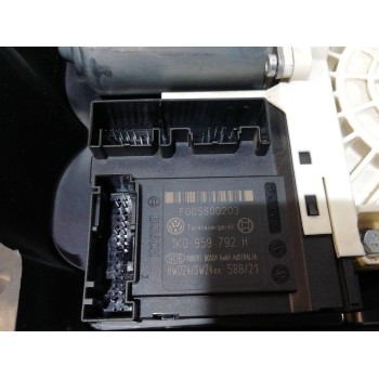 Recambio de elevalunas delantero derecho para seat leon (1p1) reference referencia OEM IAM 5P0837402 1K0959792H 1P0867436