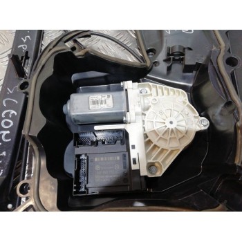 Recambio de elevalunas delantero derecho para seat leon (1p1) reference referencia OEM IAM 5P0837402 1K0959792H 1P0867436