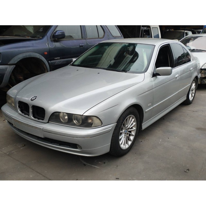 bmw serie 5 berlina (e39) del año 2001