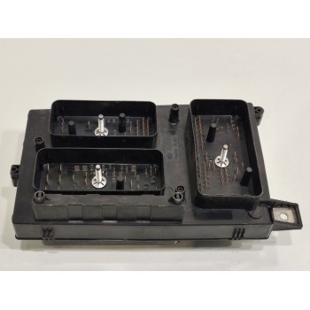 Recambio de caja reles / fusibles para opel astra h (a04) 1.6 (l48) referencia OEM IAM 13191126  5DK00866807 / 74338100
