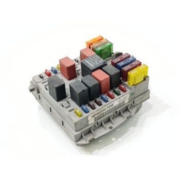 Recambio de caja reles / fusibles para fiat punto (188_) 1.2 16v 80 (188.233, .235, .253, .255, .333, .353, .639,... referencia 