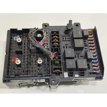 Recambio de caja reles / fusibles para chrysler voyager iv (rg, rs) 2.8 crd referencia OEM IAM P04801066AE  P04707996AC / 048010