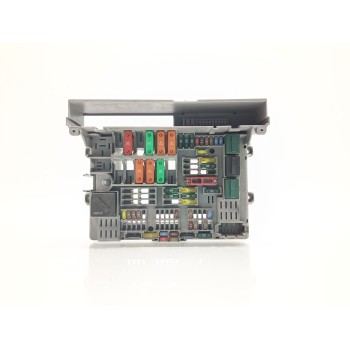 Recambio de caja reles / fusibles para bmw 3 (e90) 320 d referencia OEM IAM 690662106  