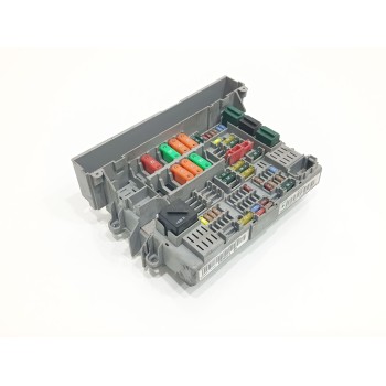 Recambio de caja reles / fusibles para bmw 3 (e90) 320 d referencia OEM IAM 690662106  