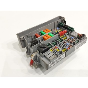 Recambio de caja reles / fusibles para bmw 3 (e90) 320 d referencia OEM IAM 690662106  33481931