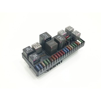 Recambio de caja reles / fusibles para audi 90 b3 (893, 894, 8a2) 2.3 e referencia OEM IAM 443941822B  