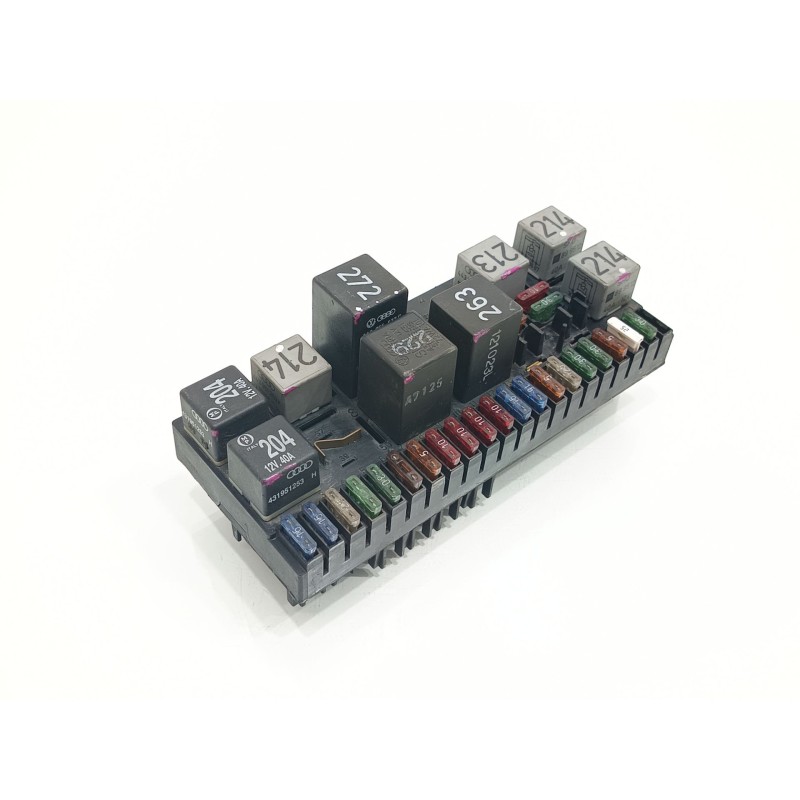 Recambio de caja reles / fusibles para audi 90 b3 (893, 894, 8a2) 2.3 e referencia OEM IAM 443941822B  