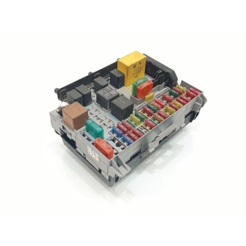 Recambio de caja reles / fusibles para opel vectra b (j96) 2.0 di 16v (f19) referencia OEM IAM 09152787  