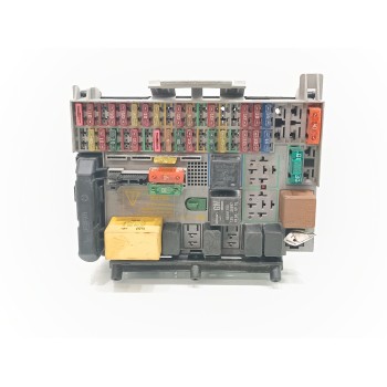 Recambio de caja reles / fusibles para opel vectra b (j96) 2.0 di 16v (f19) referencia OEM IAM 09152787  
