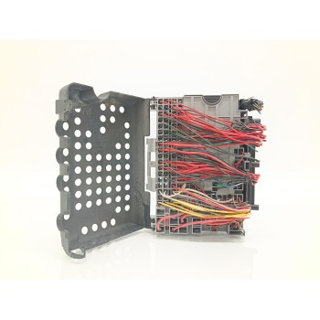 Recambio de caja reles / fusibles para opel vectra b (j96) 2.0 di 16v (f19) referencia OEM IAM 09152787  