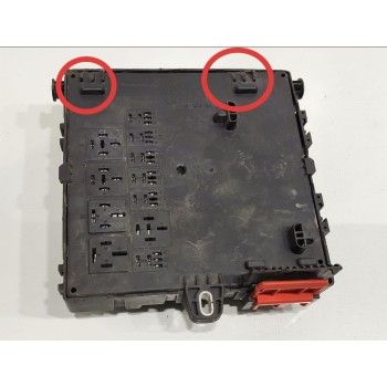 Recambio de caja reles / fusibles para opel vectra c (z02) 1.9 cdti (f69) referencia OEM IAM 13189926  