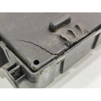 Recambio de caja reles / fusibles para opel vectra c (z02) 1.9 cdti (f69) referencia OEM IAM 13189926  